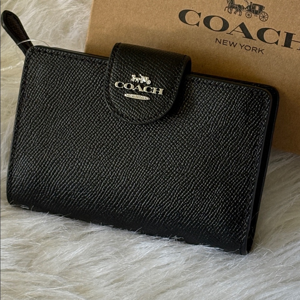 Coach Black Saffiano Leather Compact Zip Wallet - Picture 2 of 5